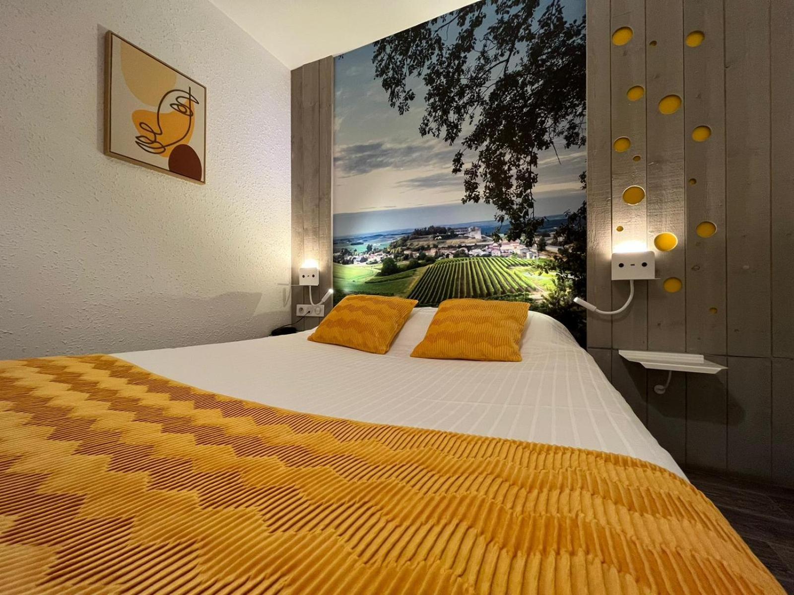 Cit'Hotel Le Cheval Blanc Cognac Centre Екстериор снимка