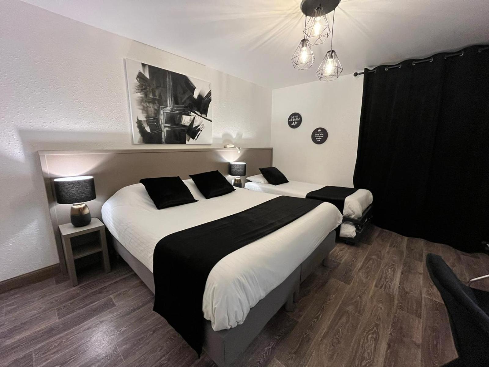 Cit'Hotel Le Cheval Blanc Cognac Centre Екстериор снимка
