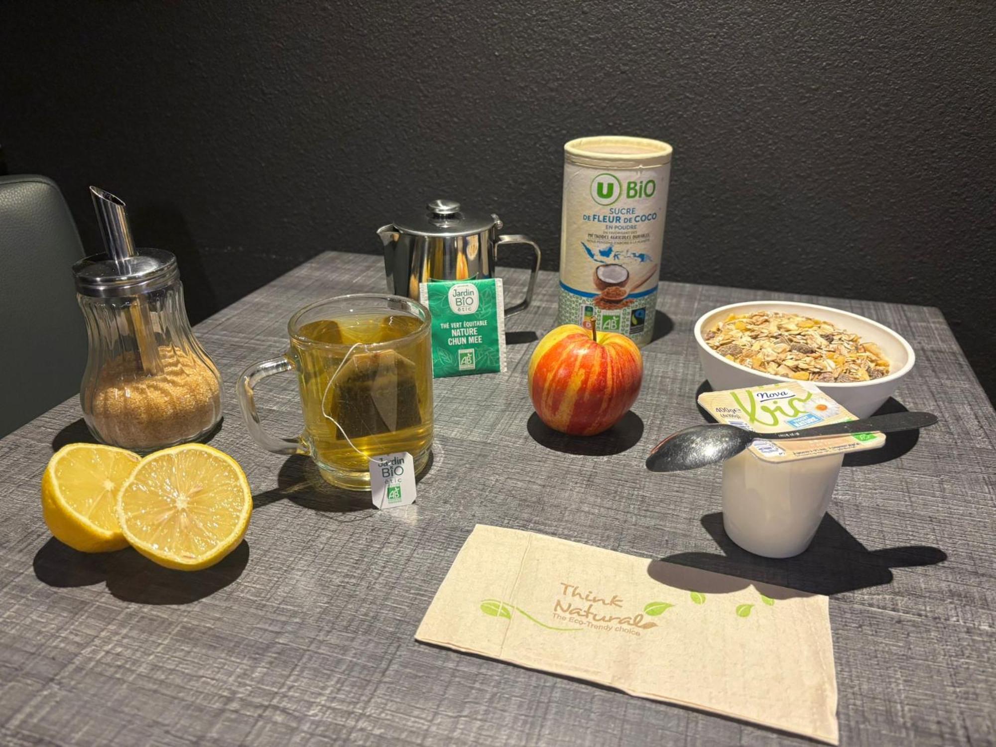 Cit'Hotel Le Cheval Blanc Cognac Centre Екстериор снимка