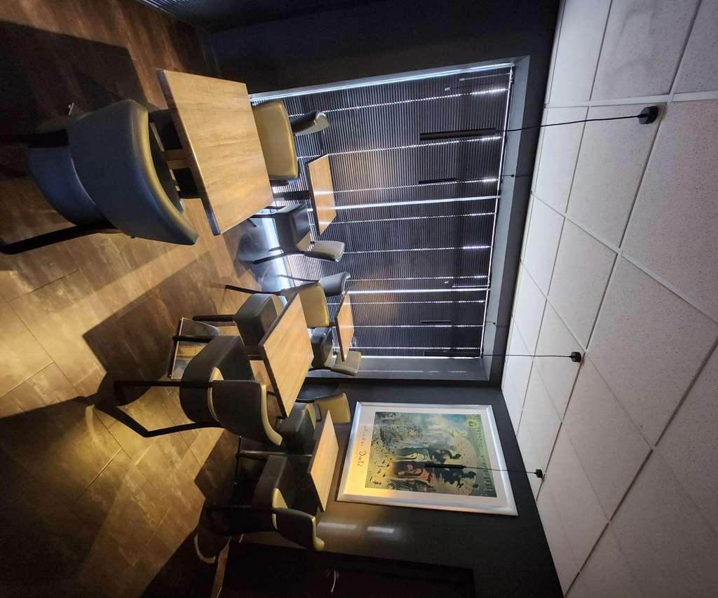 Cit'Hotel Le Cheval Blanc Cognac Centre Ресторант снимка